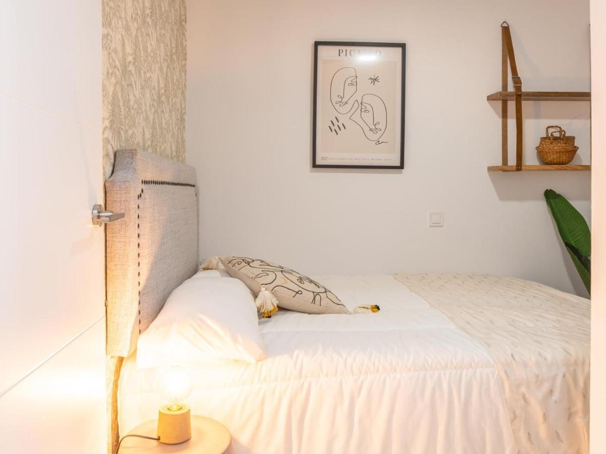 Gorgeous Renovated Apartment 2Br Ac Málaga Kültér fotó